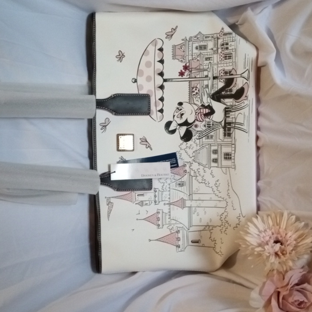 Dooney & Bourke rare Disney large tote new with tags limited edition